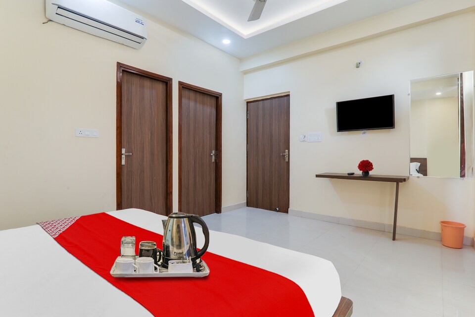 live on LCK2318, Gomti Nagar Lucknow, Lucknow