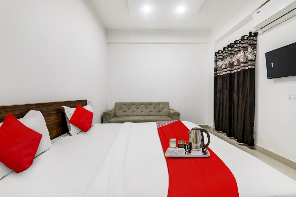 live on LCK2318, Gomti Nagar Lucknow, Lucknow