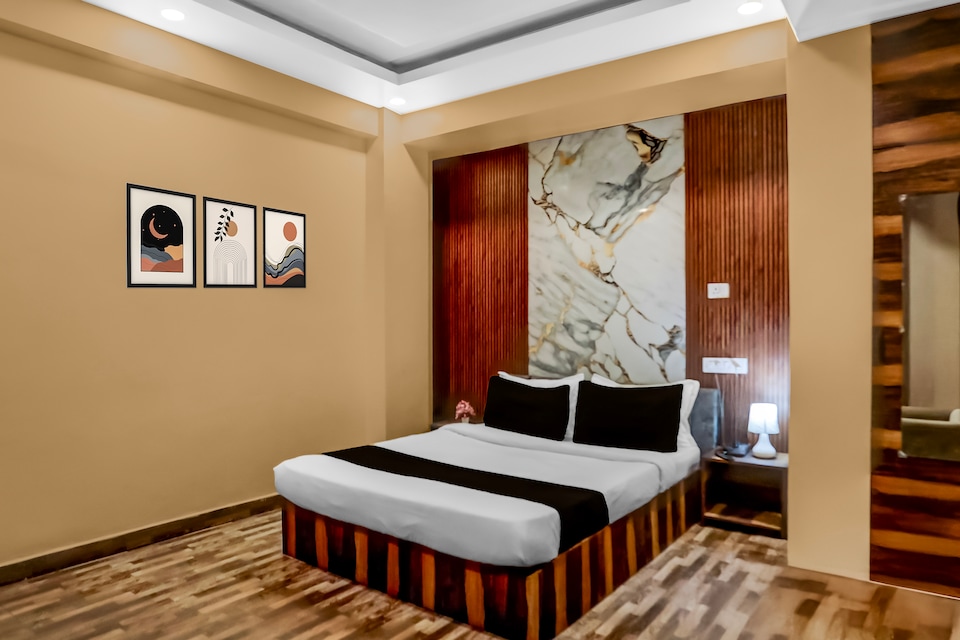 Townhouse Gola Road Patna Formerly Pranjal Inn, Danapur, Patna