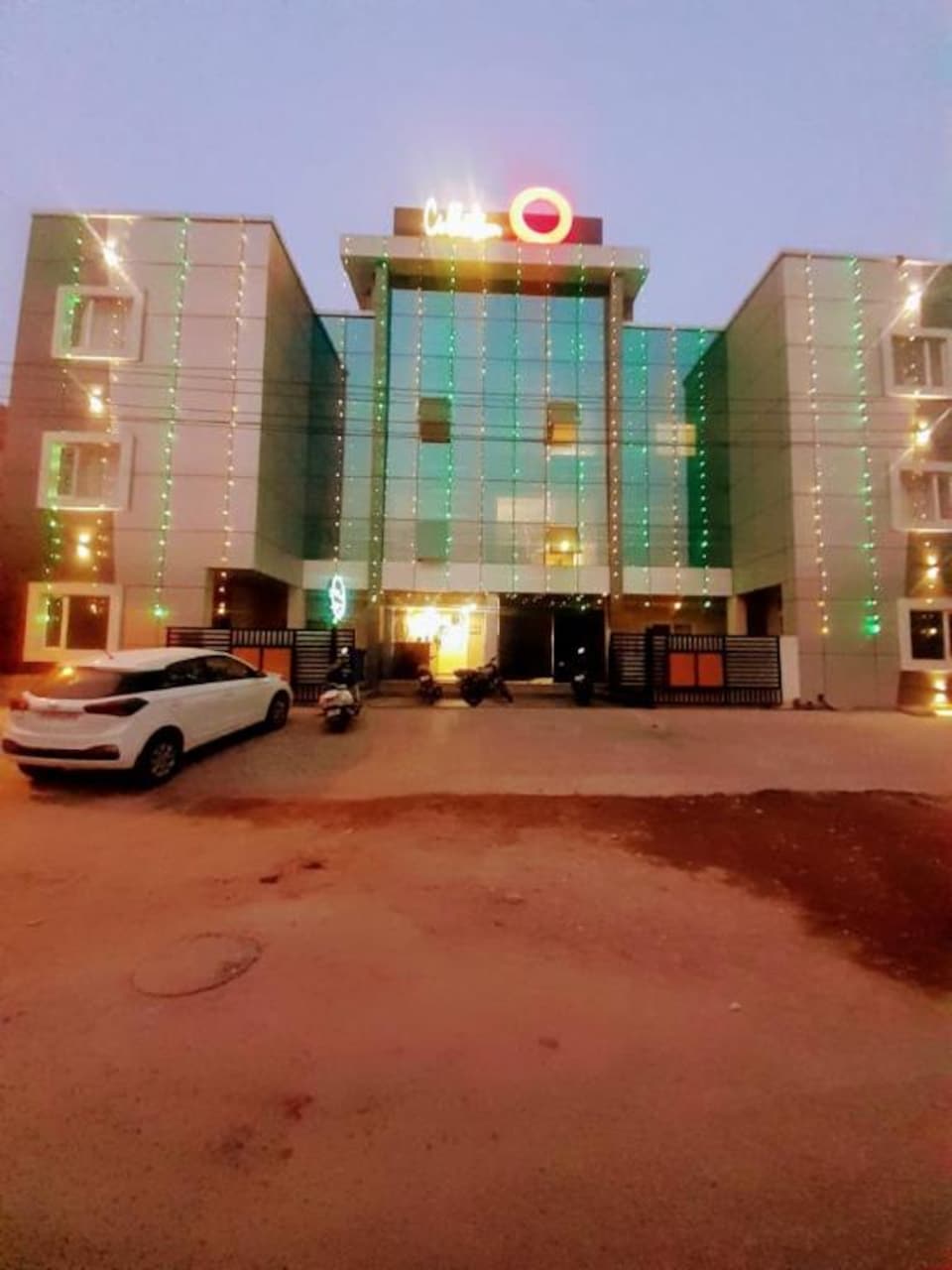 Collection O Bhanwar Niwas, Jaipur Airport, Jaipur
