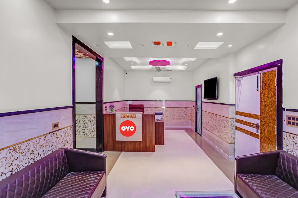 OYO Flagship 701944 Dusky Hotel & Restaurant, Rohini Delhi, Delhi