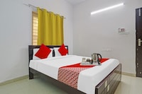 OYO 701985 AMRUTHA SPACES