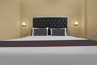 Collection O Metro View Ashok Vihar Near Shalimar Bagh Metro Station