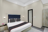 Collection O Metro View Ashok Vihar Near Shalimar Bagh Metro Station