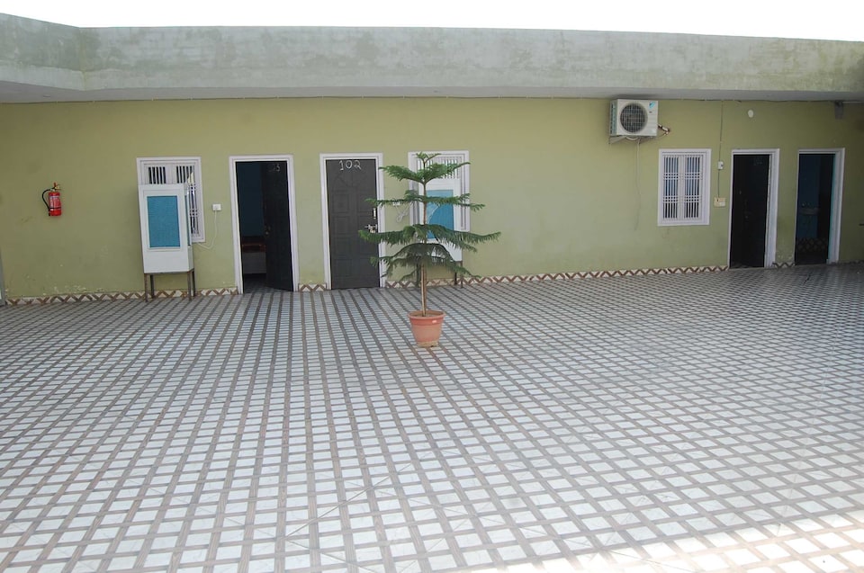 OYO Sweet Suite, Kasganj, Kasganj