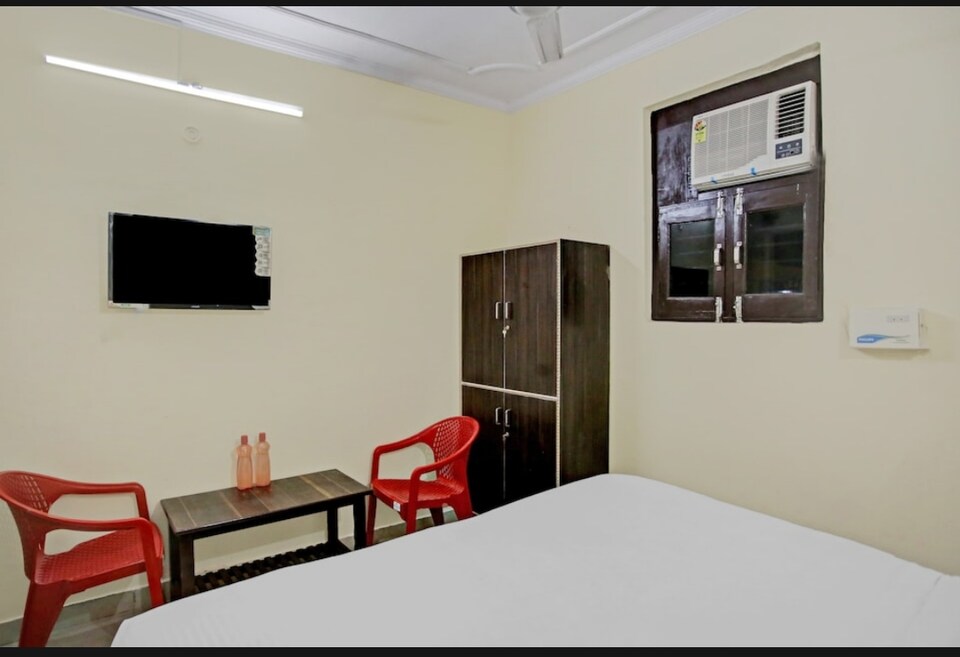 POP 702092 Zannat Stay, Greater Noida, Noida