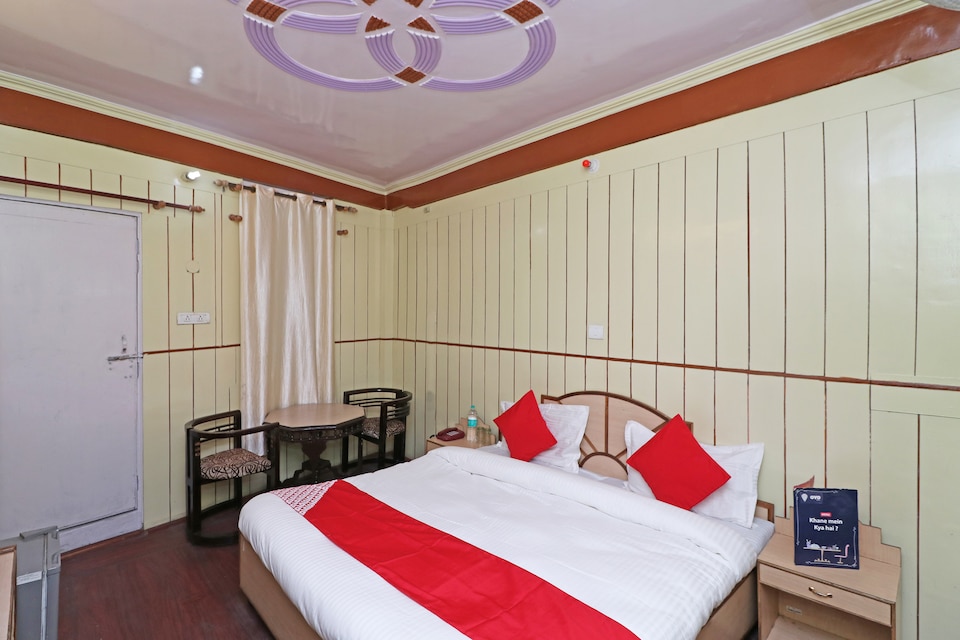 OYO Hotel Savoy, Mall Road Nainital, Nainital
