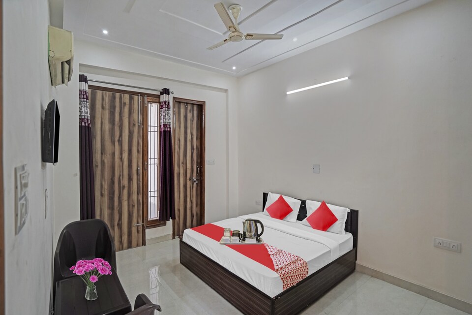 LIVE AS NOD2752, Noida Industrial Area Mamura, Noida