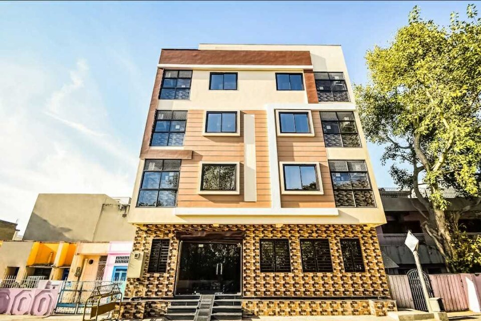 POP Hotel Parvesh Inn Near Shaniwar Wada, Shivaji Nagar  Pune, Pune