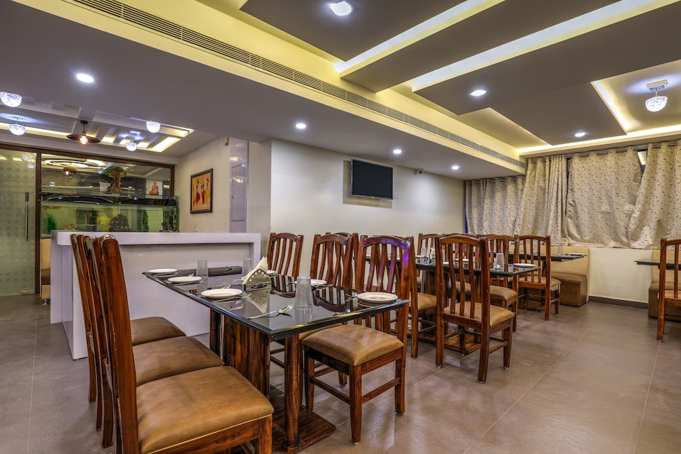 OYO 12336 Hotel Rain Tree, Madhapur, Hyderabad