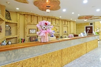 Capital O 90661 Luxor Empire Hotel