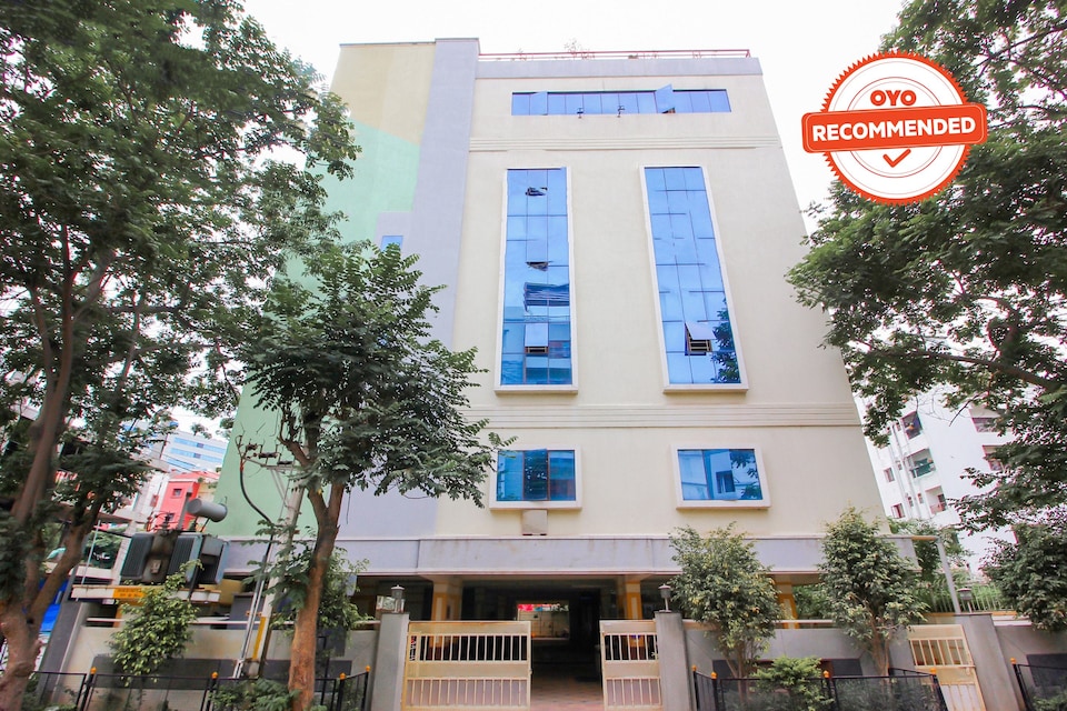 SilverKey Executive Stays 20008 Madhapur, Madhapur, Hyderabad