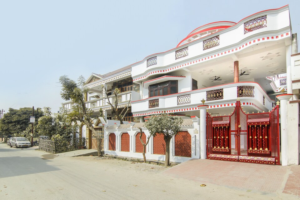 Flagship 12338 Arcadia Inn 3, Gomti Nagar Lucknow, Lucknow