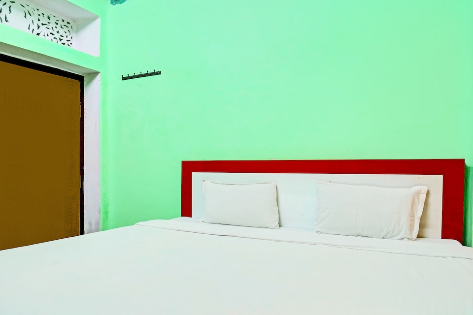 Spot on Savitri Mangala Paying Guest House, Lanka, Varanasi