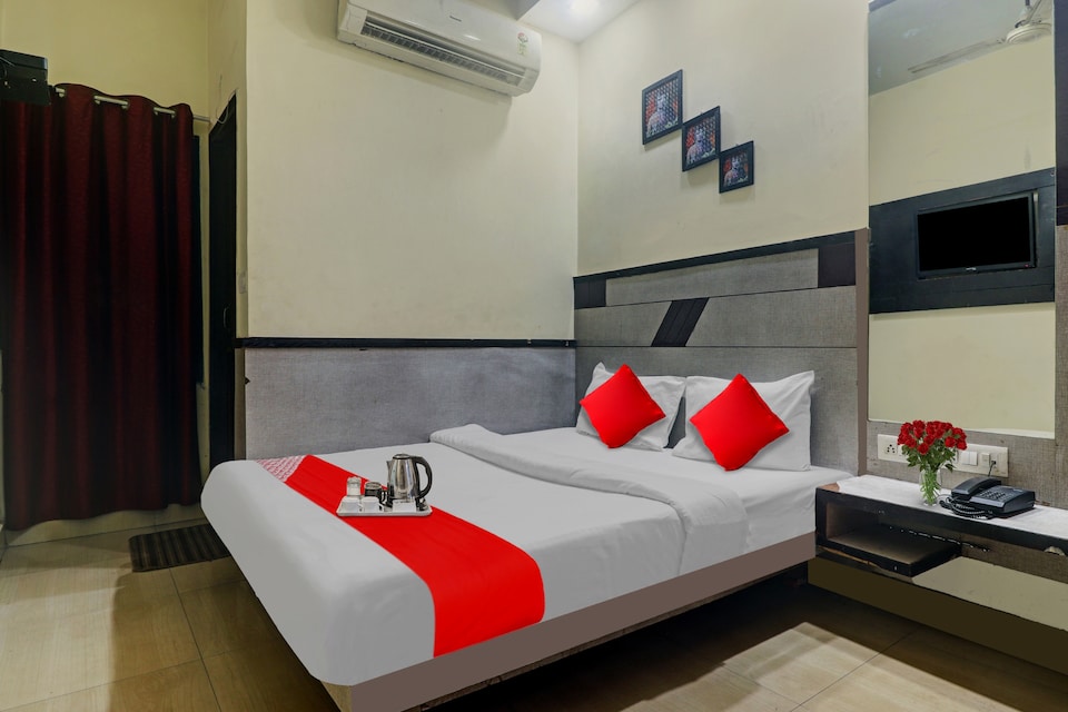 Hotel O Hare Krishna Guest House, Paharganj Delhi, Delhi
