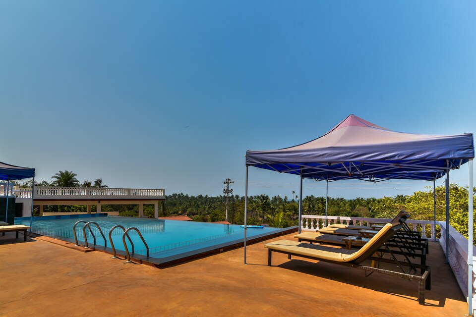 Capital O 12343 Aarya Boulevard, Ashwen Arambol Goa, Goa