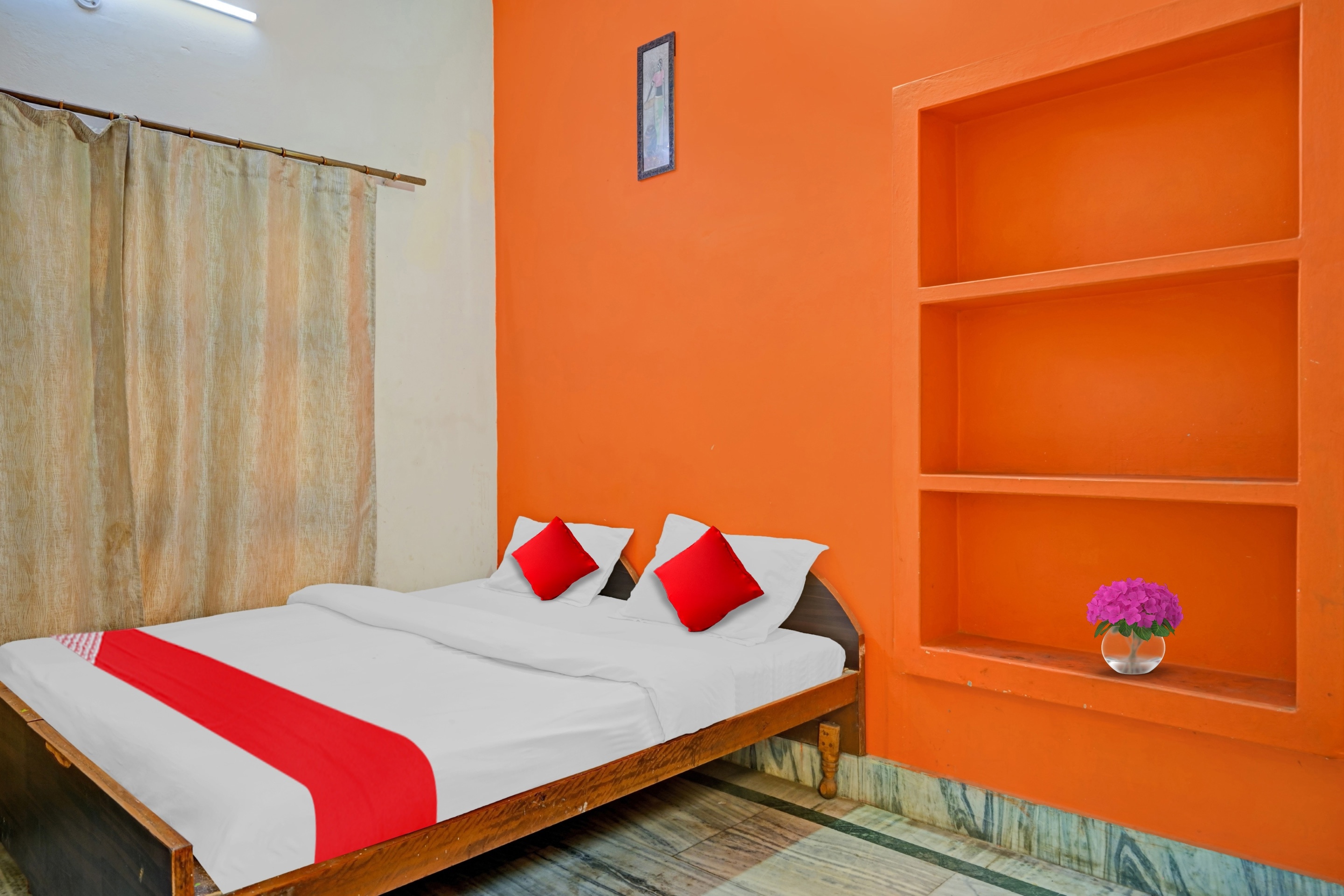 Flagship Indra Palace, Flagship Varanasi, Book ₹576 OYO