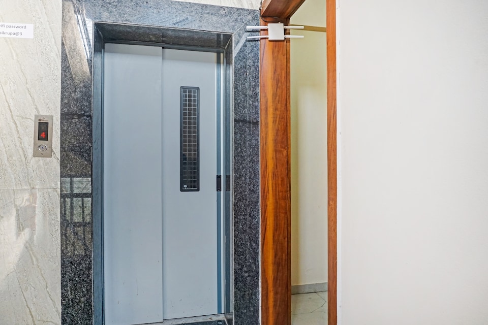 OYO Sai Krupa Lodging & Boarding , Viman Nagar, Pune