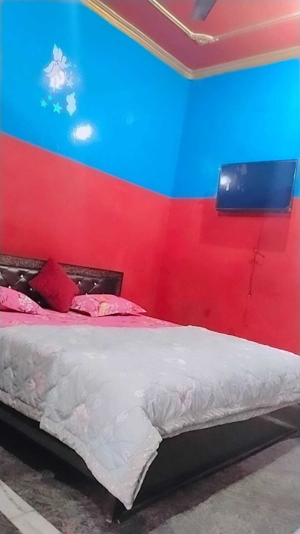 OYO Hotel Paradise, Meerut, Meerut