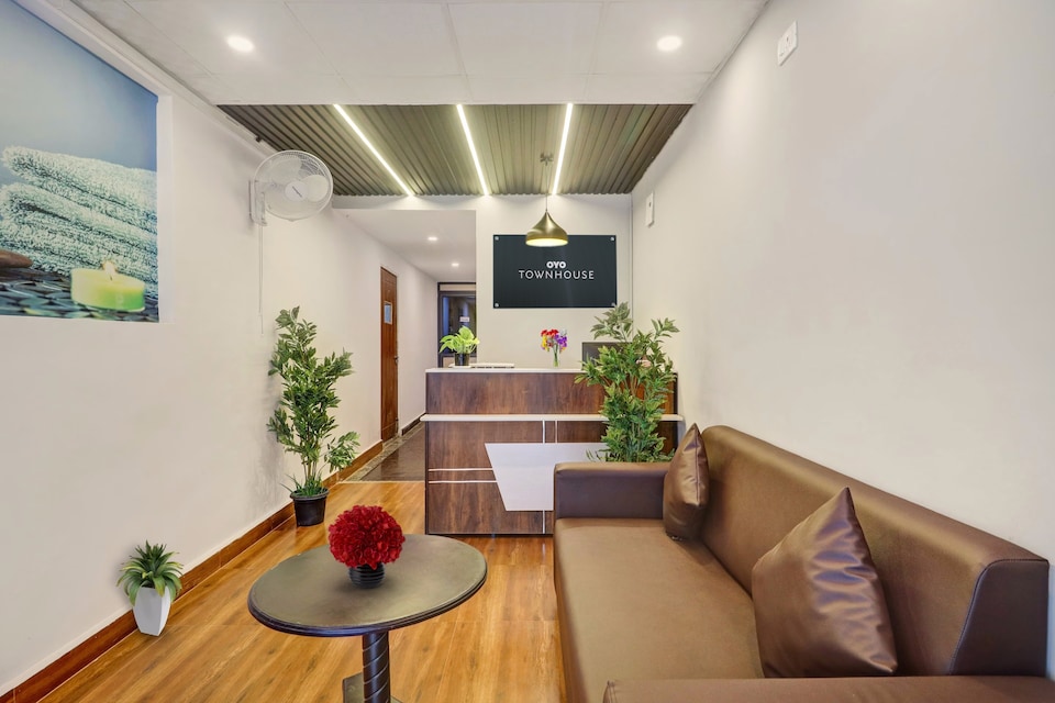 Super Townhouse RCC Park View Inn, Kukatpally, Hyderabad