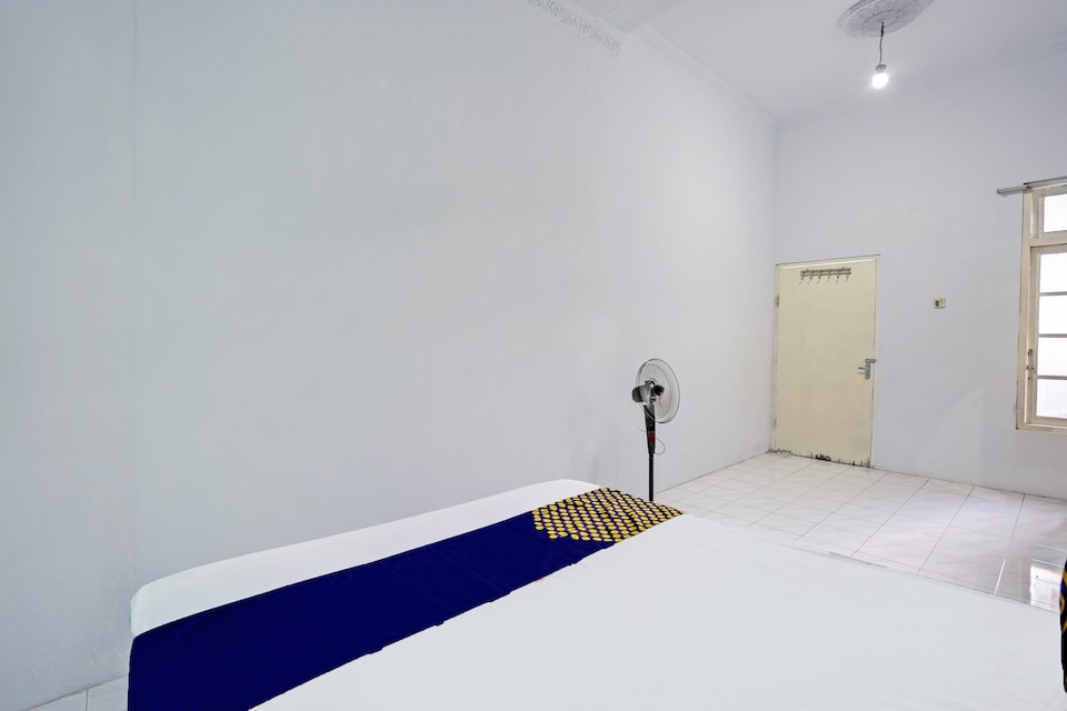 OYO 91868 Nusa Indah Guest House Syariah, Lamongan, Lamongan