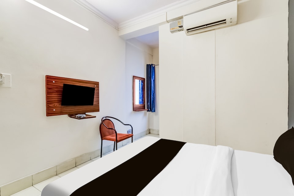 Hotel O Paradise Circle, Secunderabad, Hyderabad