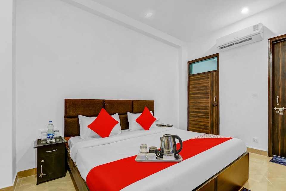 Hotel O Star Plaza, Rohini Delhi, Delhi