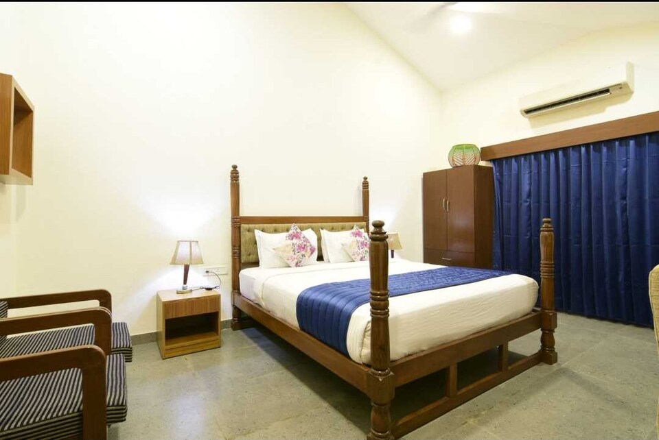 Townhouse OAK Arpora Villas Near Baga Beach, Townhouse Oak Goa, Book