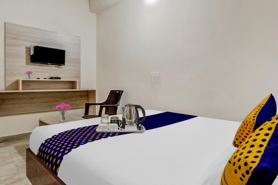 SPOT ON 702597 Hotel Shruchira Mandya, Mysore Outer, Mysore