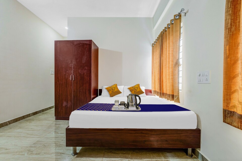 SPOT ON 702597 Hotel Shruchira Mandya, Mysore Outer, Mysore