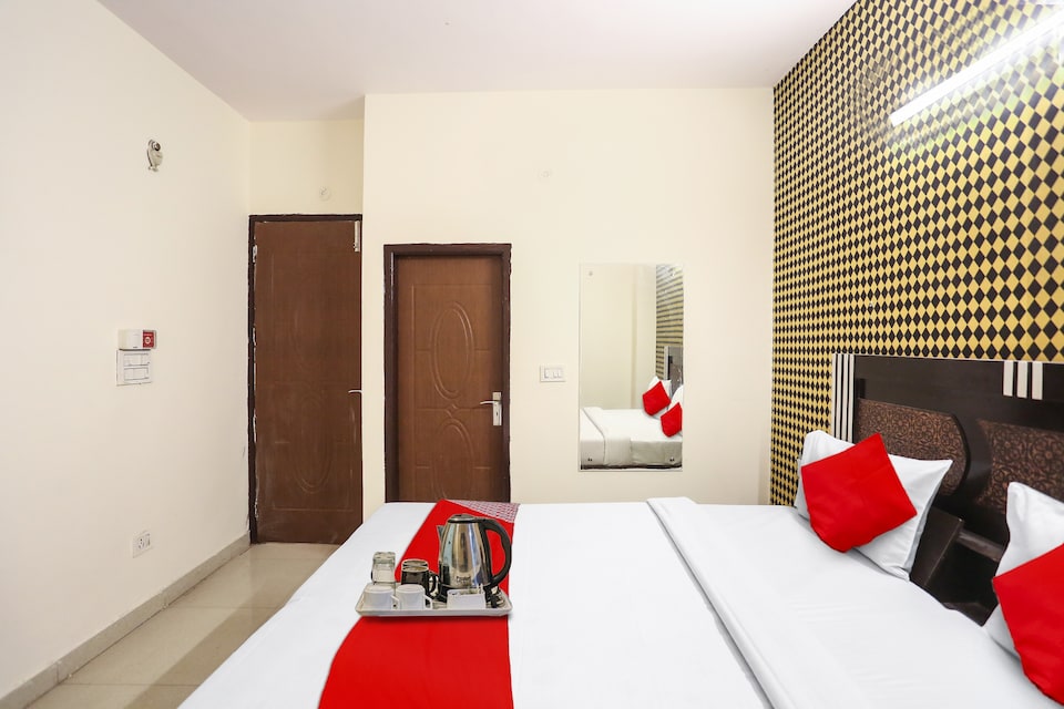 Flagship Hotel Amira Residency Near Palam Metro Station, Dwarka Delhi, Delhi