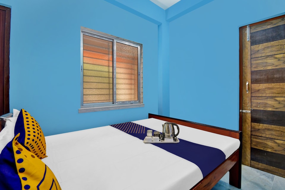 Hotel O Singh Guest House, Behala Kolkata, Kolkata
