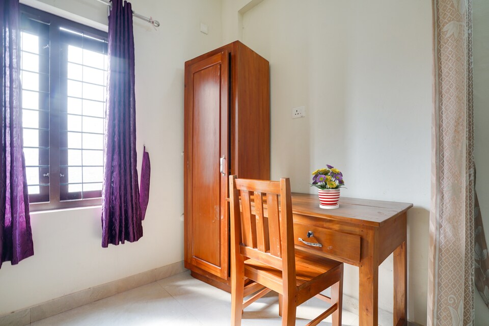 OYO Flagship 702647 Rock Residency, Ankamaly Airport Kochi, Kochi