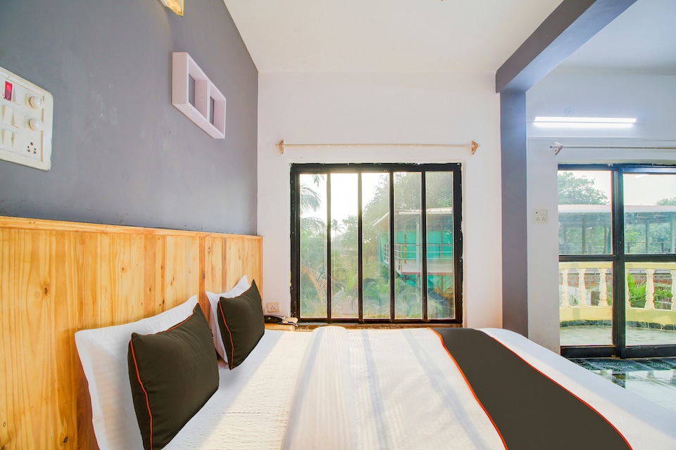 Collection O Hotel Atranga, Morjim Goa, Goa