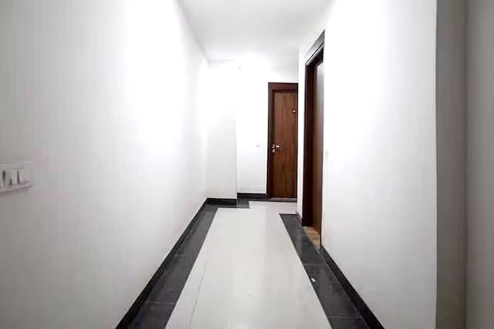 Hotel O Salasar Palace, Raja Park Jaipur, Jaipur