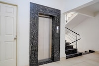 Super Hotel O KSR Bengaluru City Junction Formerly Gurudev Residency