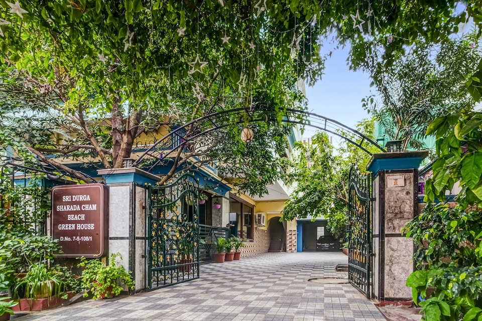 Townhouse 1158 BEACH GREEN HOUSE, Transit Vizag, Visakhapatnam