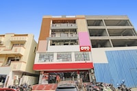 Super Hotel O Rishabh Inn