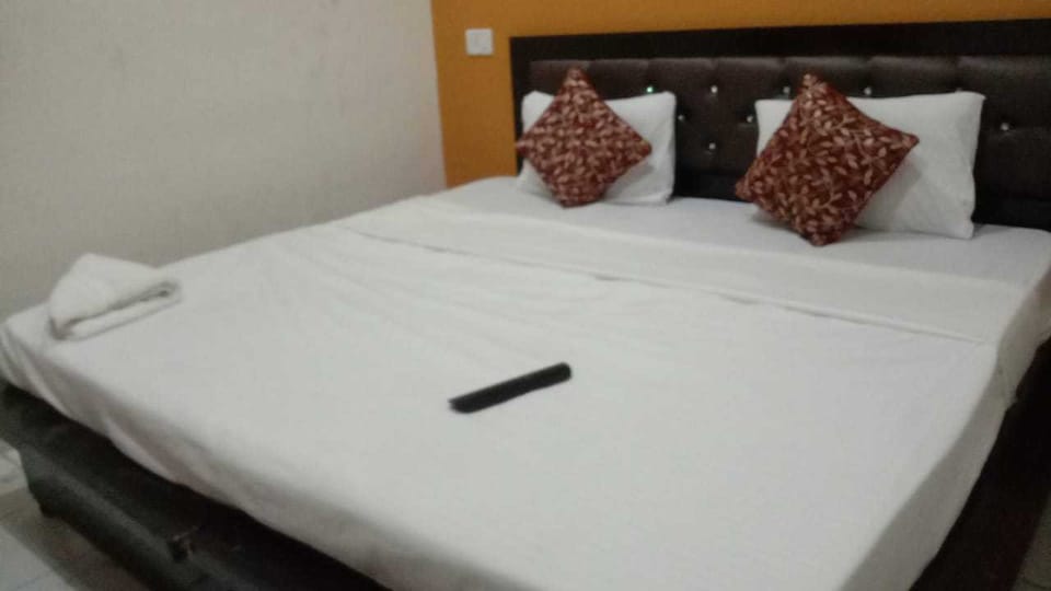 Flagship Sukoon Inn Hotel Near Johari Enclave Metro Station, Anand Vihar Delhi, Delhi