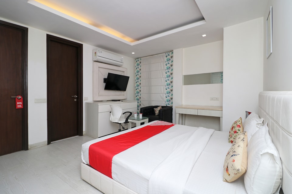 OYO Siris Inn Near Aravali Biodiversity Park, Cyber City Extension, Gurgaon
