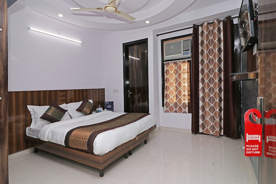 OYO Hotel Orbit Near Dwarka Sector 9 Metro Station, Airport-Dwarka Delhi, Delhi