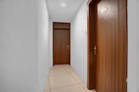 Collection O Jineshwari Hotel