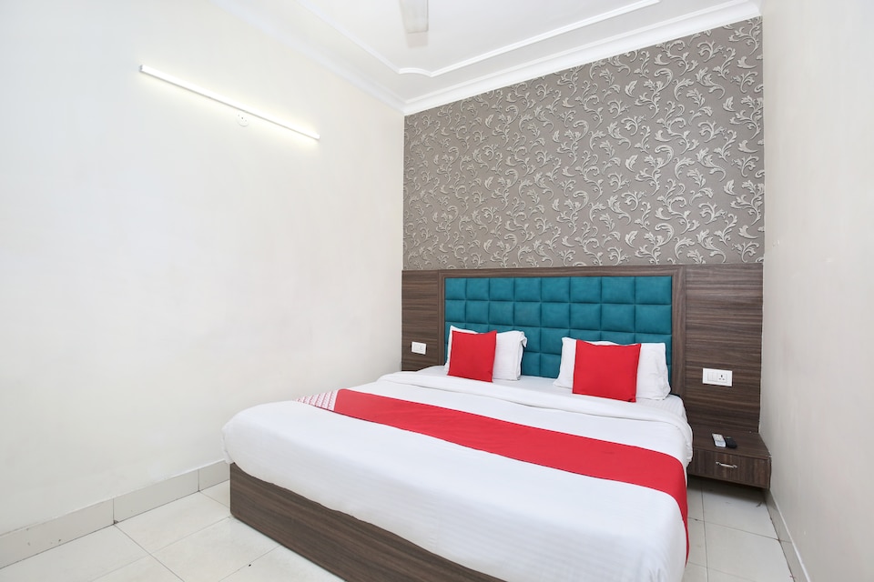 OYO 12354 Hotel Sangreela, Amritsar Bus Stand, Amritsar