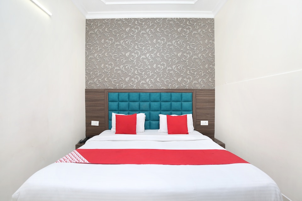 OYO 12354 Hotel Sangreela, Amritsar Bus Stand, Amritsar
