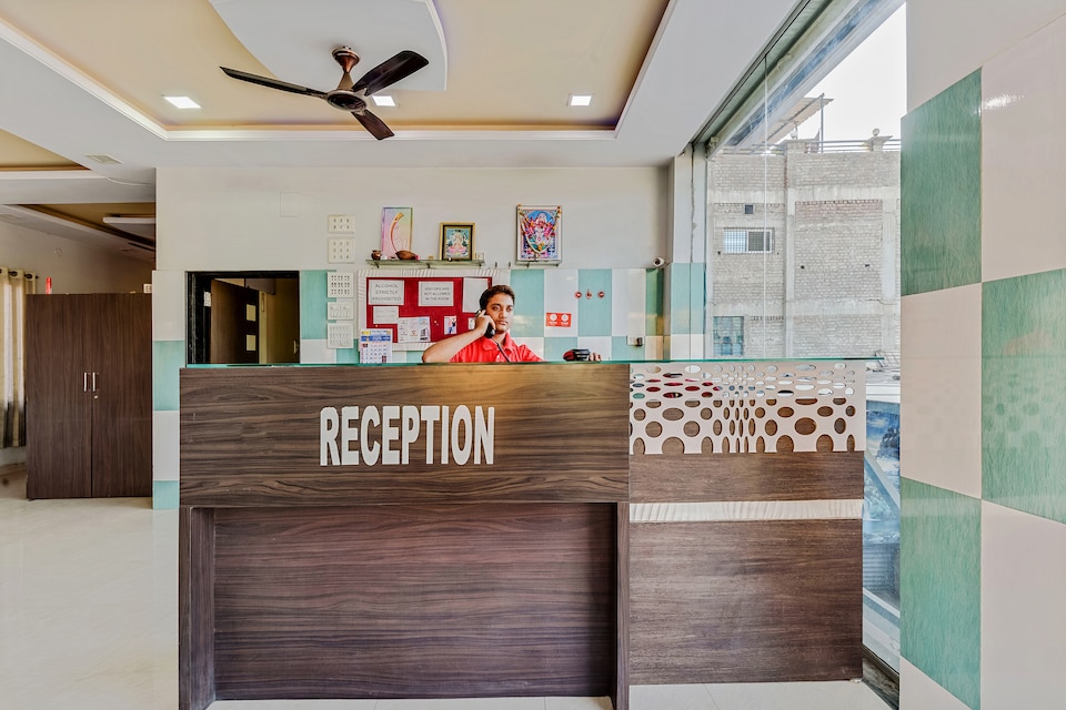 OYO 12355 Hotel New Jagdamba Lodging, Cidco, Aurangabad