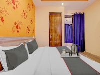 Hotel O Rose residency 