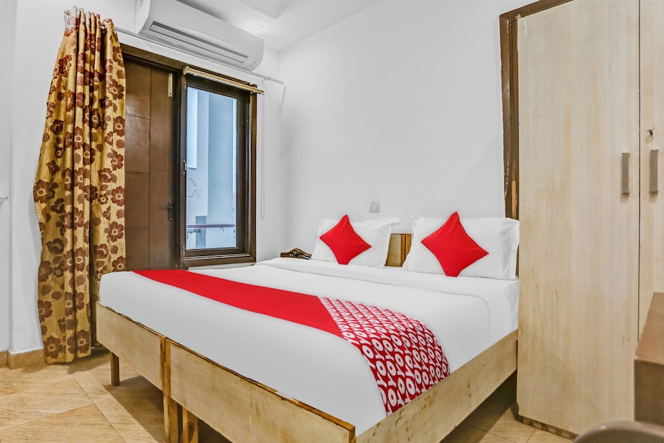Hotel O Premium Inn, Nizamuddin Delhi, Delhi