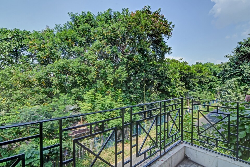 OYO Flagship 703019 Dk Recedency Near City Centre Salt Lake, Flagship