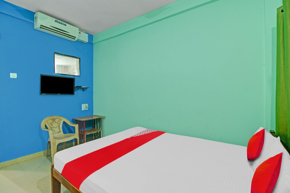 Flagship Cloud Cave Guest House, Arambol Goa, Goa