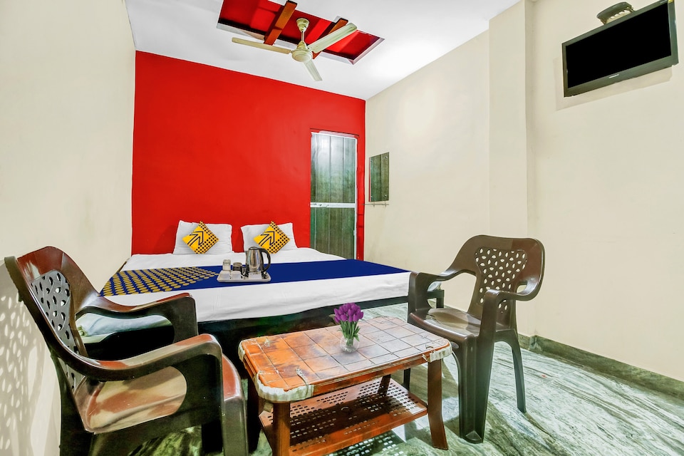 OYO 703032 Hotel Aman Palace, Hamidia Road Bhopal, Bhopal